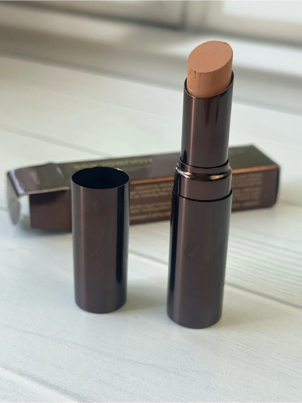 Hourglass Hidden Corrective Concealer Almond Full Size